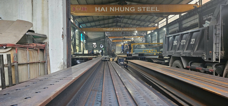Thép hình - Trung Tâm Gia Công Thép Tấm Bằng Máy Laser Công Suất Lớn - Công Ty TNHH Thương Mại Hải Nhung